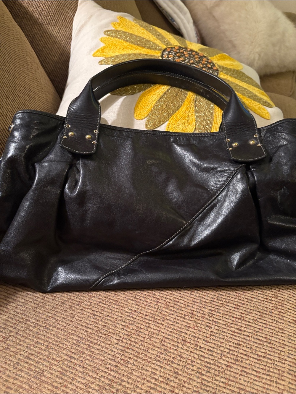 Marc Jacobs Irina Black Quilted Leather Tote with Quilted Panel and Stud Logo - Picture 10 of 13